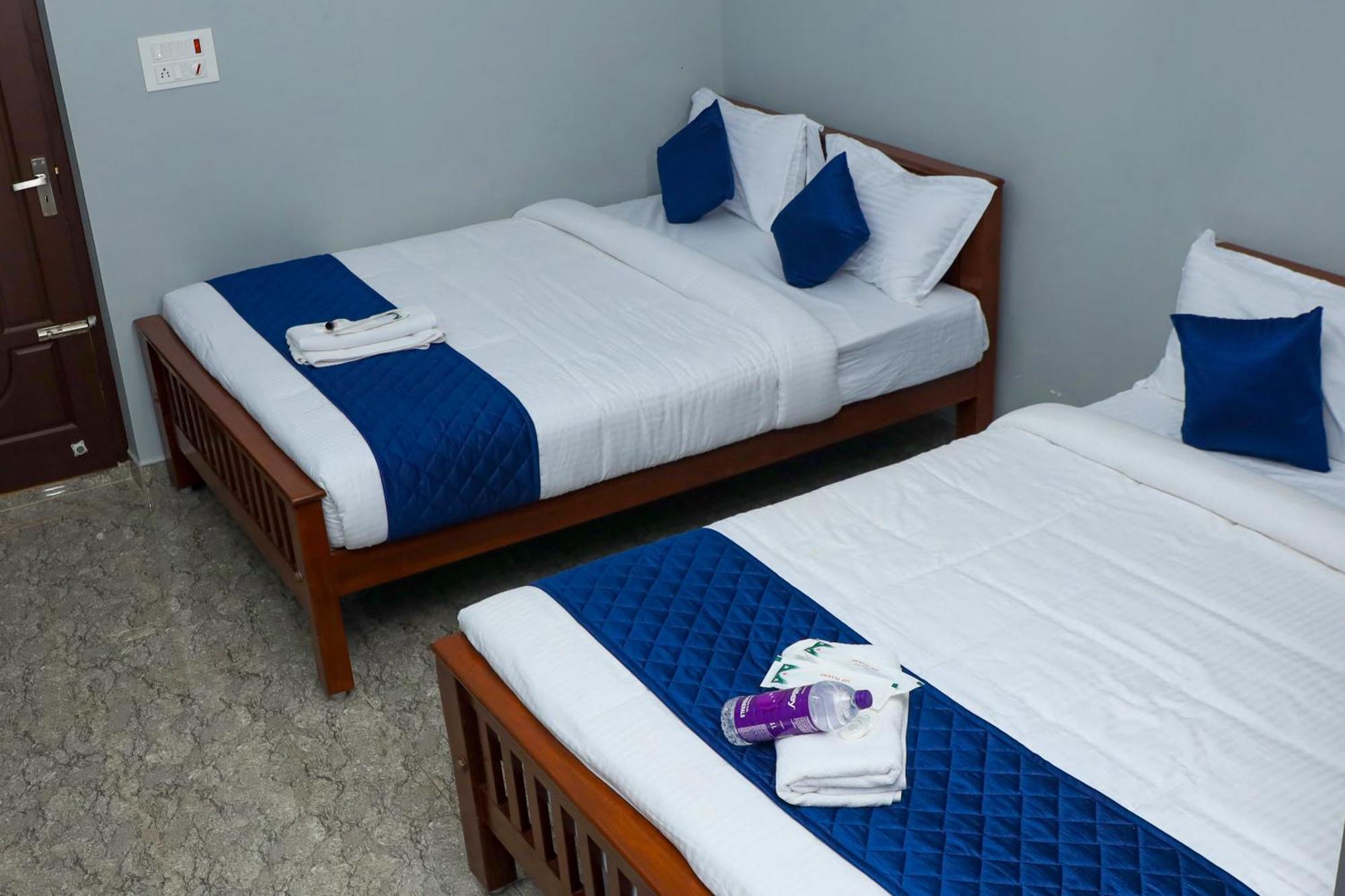 Bay Walk Residency Hotel Ауровил Екстериор снимка