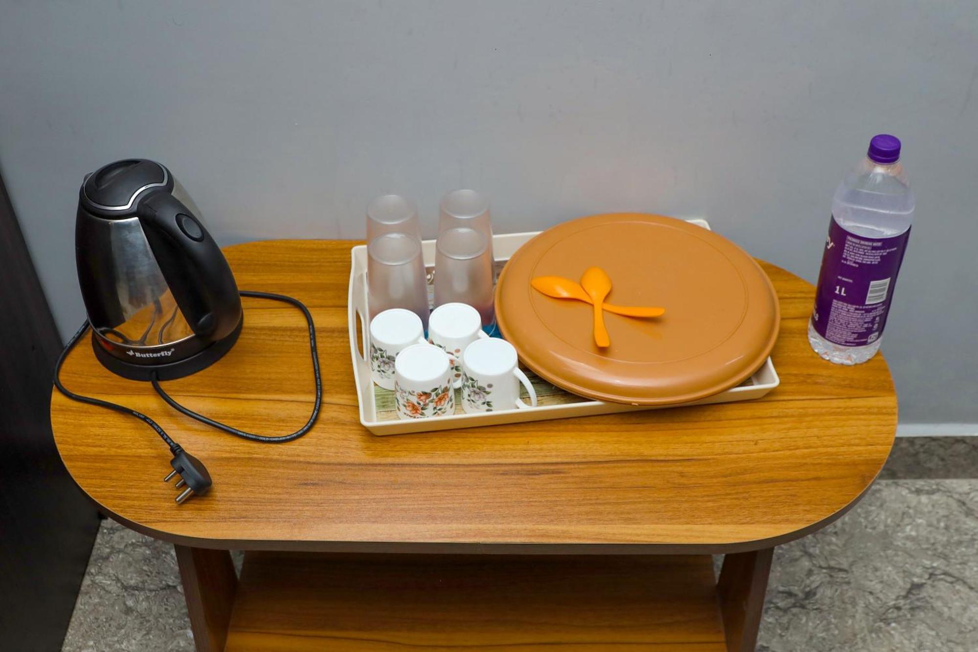 Bay Walk Residency Hotel Ауровил Екстериор снимка
